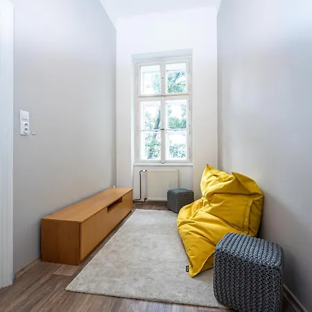 Apartment New Town Central