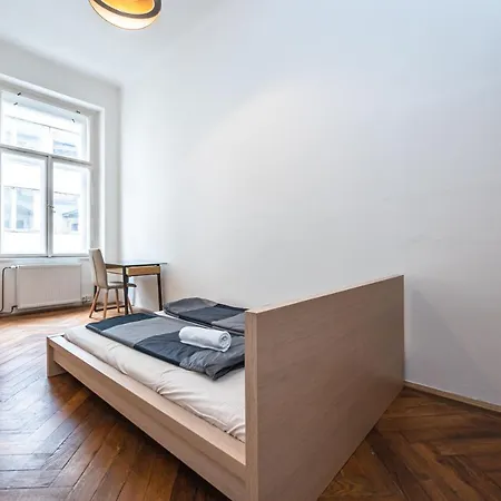 Apartment New Town Central